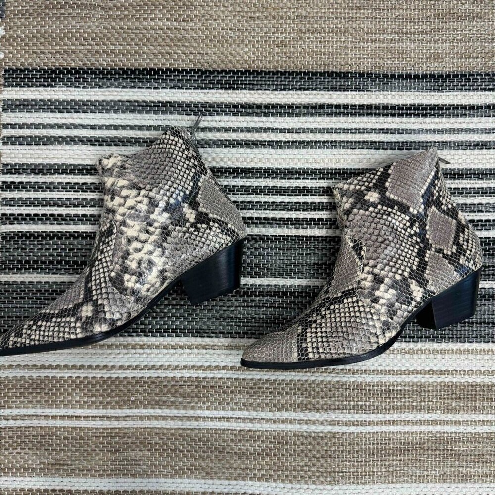 Steve Madden Women's Leather Ankle Bootie Snakeskin Print Pointy Toe Cafe 6M